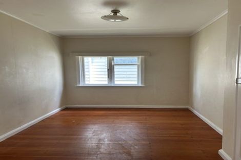 Photo of property in 5 Westland Road, Mount Cook, Wellington, 6021