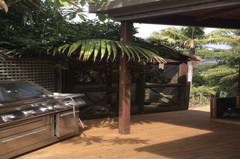 Photo of property in 86 Waimumu Road, Massey, Auckland, 0614