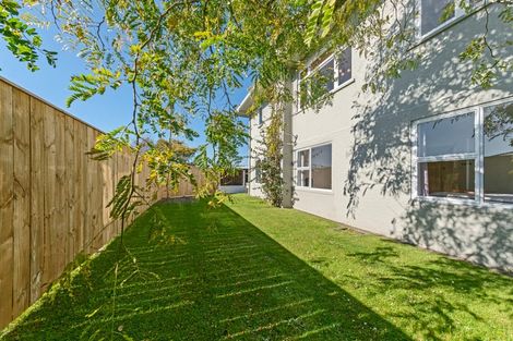 Photo of property in 1/1 Wilton Street, Westown, New Plymouth, 4310