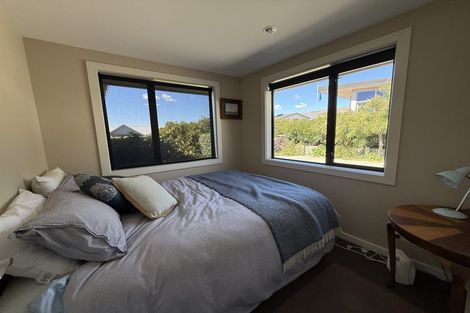 Photo of property in 18 Kelliher Drive, Wanaka, 9305