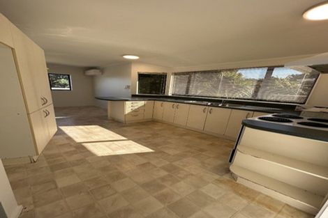 Photo of property in 50a Edmonton Road, Henderson, Auckland, 0612