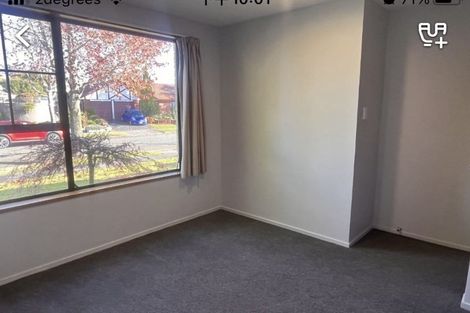 Photo of property in 32 Karnak Crescent, Russley, Christchurch, 8042