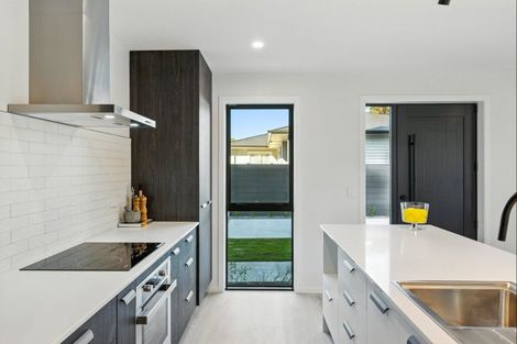 Photo of property in 11d Gordon Place, Levin, 5510