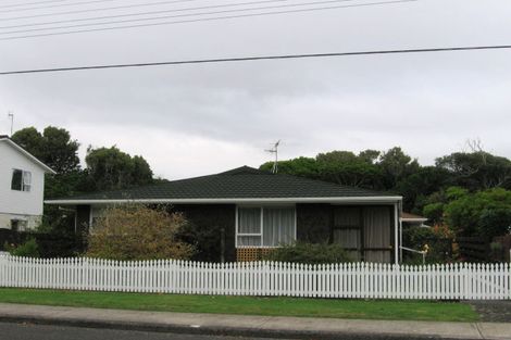 Photo of property in 48a Ngaio Road, Waikanae, 5036