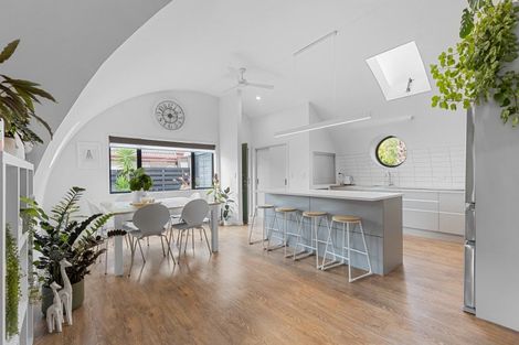 Photo of property in 8 Kings Court, Roslyn, Palmerston North, 4414