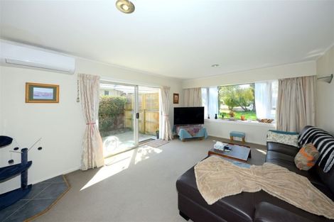 Photo of property in 18 Pahau Place, Cracroft, Christchurch, 8025