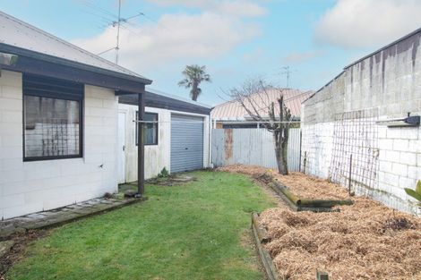 Photo of property in 82 Cox Street, Ashburton, 7700