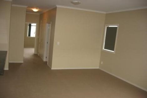 Photo of property in 20/11 Carlos Drive, Flat Bush, Auckland, 2016