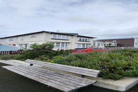 Photo of property in 4/9-9a Howard Street, Mount Cook, Wellington, 6021