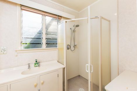 Photo of property in 15 Rugby Street, Waimate, 7924