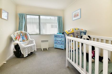 Photo of property in 3/18 Ocean View Road, Hatfields Beach, Orewa, 0931