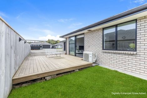 Photo of property in 10 Rehua Place, Waiwhakaiho, New Plymouth, 4312