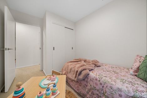 Photo of property in 16 Atutahi Street, Hurdon, New Plymouth, 4310