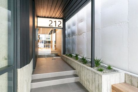 Photo of property in 1004/212 Willis Street, Te Aro, Wellington, 6011