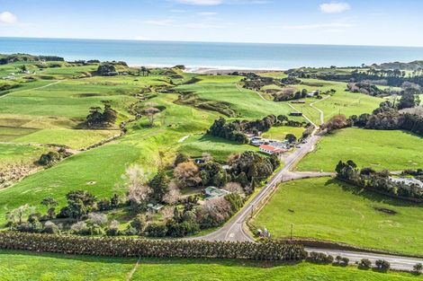 Photo of property in 9 Pukearuhe Road, Mimi, Urenui, 4377