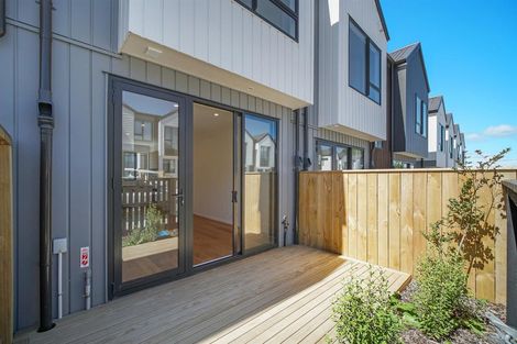 Photo of property in 36 Waipuhinui Way, Wiri, Auckland, 2104