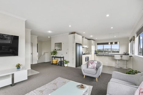 Photo of property in 6 Polestar Lane, Whitby, Porirua, 5024