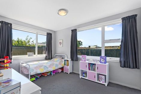 Photo of property in 6 Oakhampton Street, Hornby, Christchurch, 8042