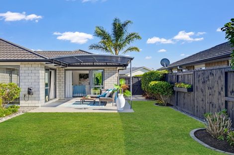 Photo of property in 30 Harding Drive, Papamoa Beach, Papamoa, 3118