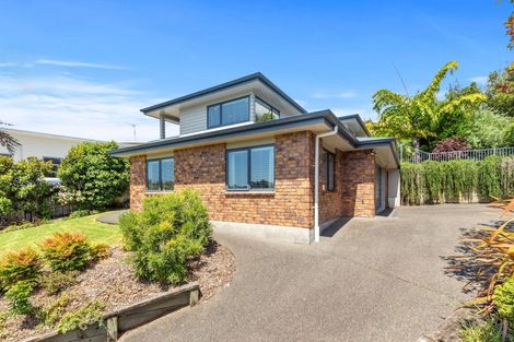 Photo of property in 18 Ko Place, Pyes Pa, Tauranga, 3112