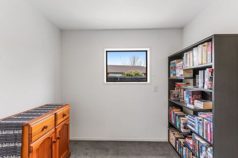 Photo of property in 21 Giles Place, Shirley, Christchurch, 8061