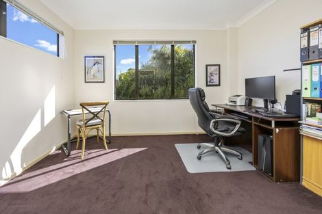 Photo of property in 34a Seaview Road, Castor Bay, Auckland, 0620
