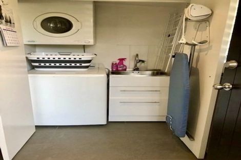 Photo of property in 1/17 Church Street, Devonport, Auckland, 0624