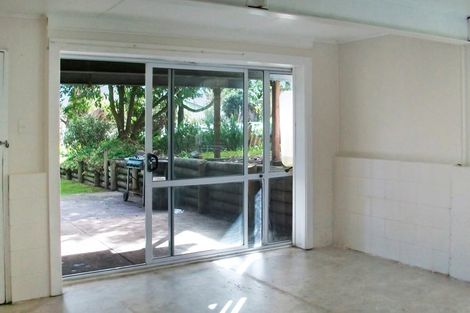 Photo of property in 95 Matipo Road, Te Atatu Peninsula, Auckland, 0610