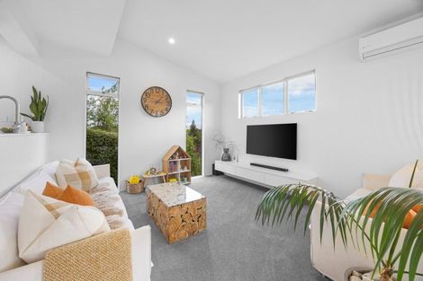 Photo of property in 17 Hillview Place, Wanaka, 9305