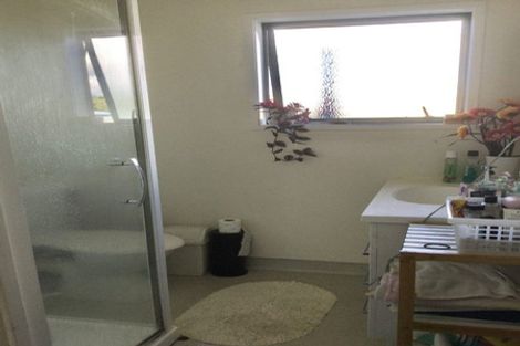 Photo of property in 3/1 Briar Way, New Lynn, Auckland, 0600