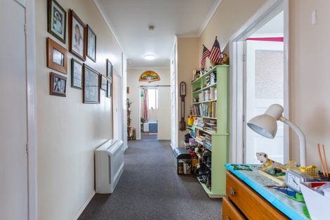 Photo of property in 276 High Street, Dannevirke, 4930