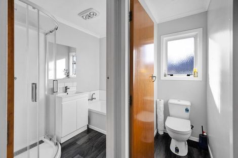 Photo of property in 12 Hamlet Street, Stratford, 4332