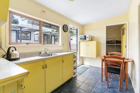 Photo of property in 215b Kiwi Road, Whangamata, 3620