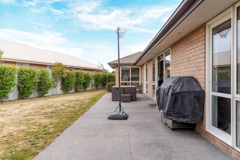 Photo of property in 27 Carradale Avenue, Broomfield, Christchurch, 8042