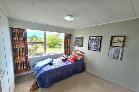 Photo of property in 5 Cargill Place, Frankleigh Park, New Plymouth, 4310