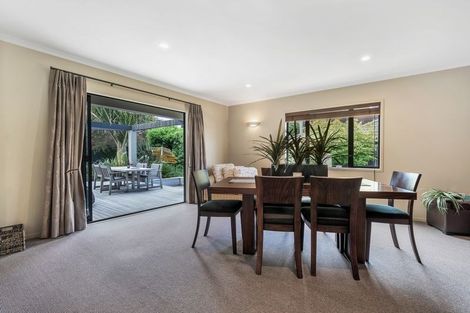 Photo of property in 124 Kilkenny Drive, East Tamaki Heights, Auckland, 2016