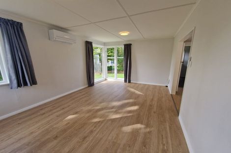 Photo of property in 35 Routley Crescent, Elderslea, Upper Hutt, 5018