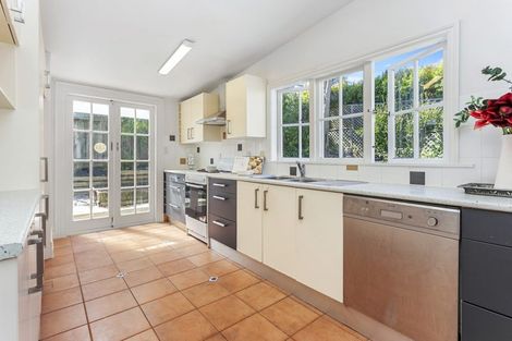 Photo of property in 1/29 Wolsley Avenue, Milford, Auckland, 0620