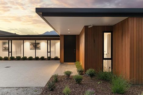 Photo of property in Wyuna, 5 River Valley View, Glenorchy, 9372
