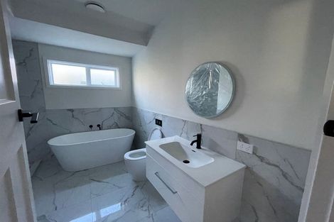 Photo of property in 10 Burrows Avenue, Karori, Wellington, 6012