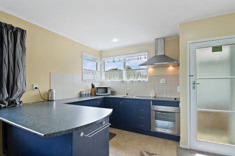 Photo of property in 20 Terra Nova Street, Glen Eden, Auckland, 0602