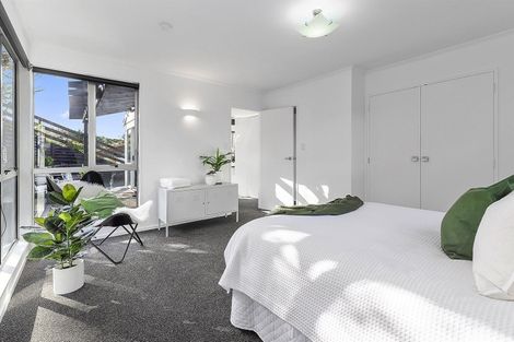 Photo of property in 9 Halyard Place, Whitby, Porirua, 5024