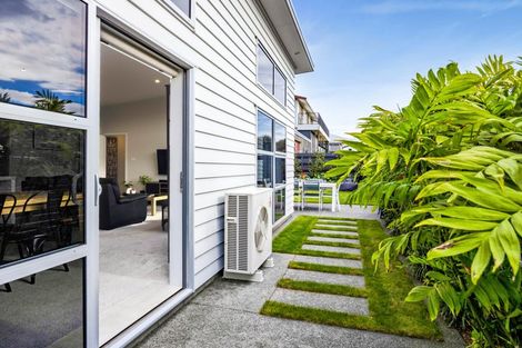 Photo of property in 17 Victoria Street, Hawera, 4610