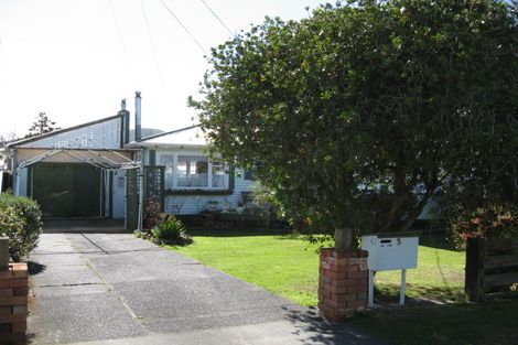 Photo of property in 5 Kent Street, Wainuiomata, Lower Hutt, 5014