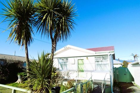 Photo of property in 2 Mclaughlins Lane, Westport, 7825