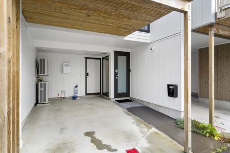 Photo of property in 17 Kamahi Place, Paraparaumu, 5032
