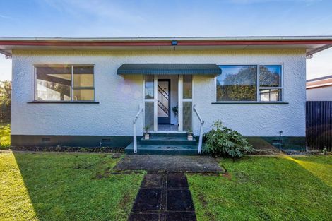 Photo of property in 188 South Road, Hawera, 4610