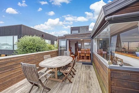 Photo of property in 1/11 Bernleigh Terrace, West Harbour, Auckland, 0618