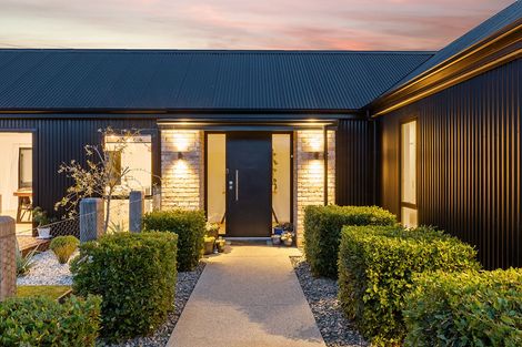 Photo of property in Luggate Park, 36 Cooper Crescent, Luggate, Cromwell, 9383