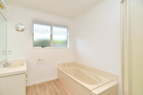 Photo of property in 74 Merrin Street, Avonhead, Christchurch, 8042